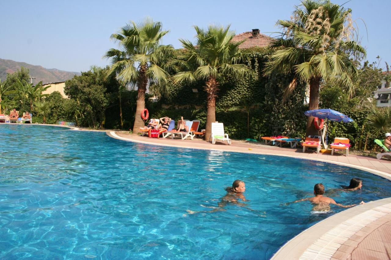 Costa Mare Suites Μαρμαρίς Εξωτερικό φωτογραφία
