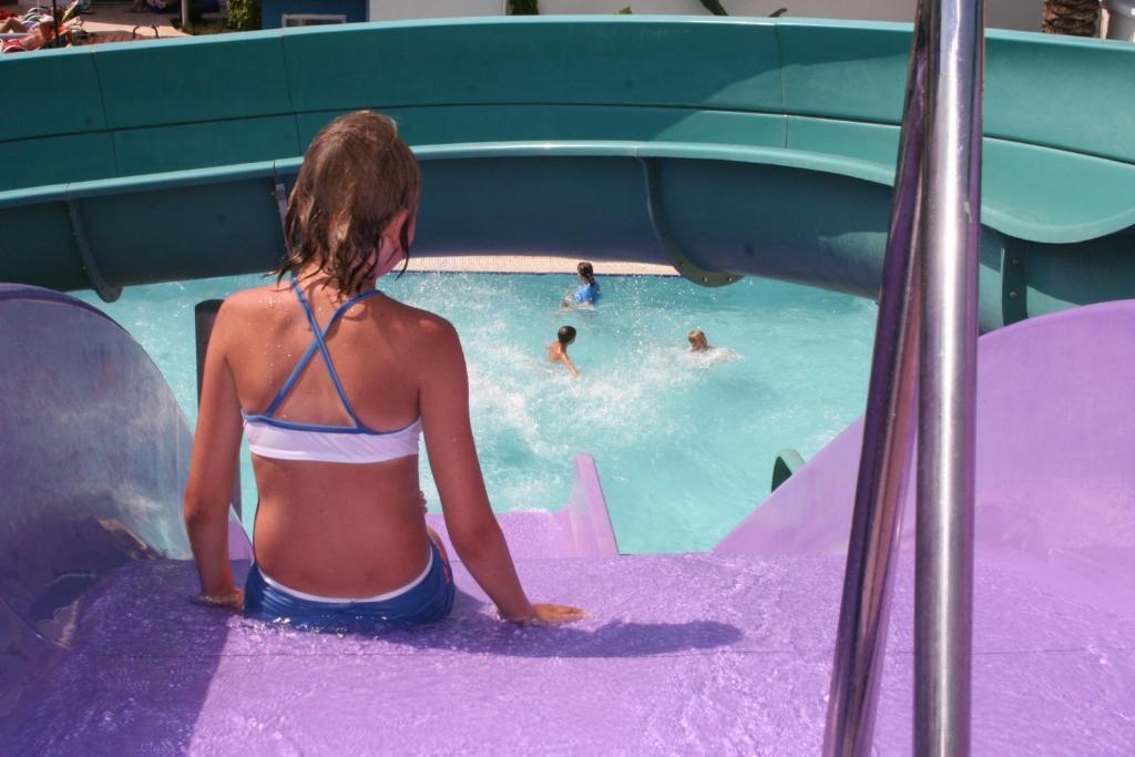 Costa Mare Suites Μαρμαρίς Εξωτερικό φωτογραφία